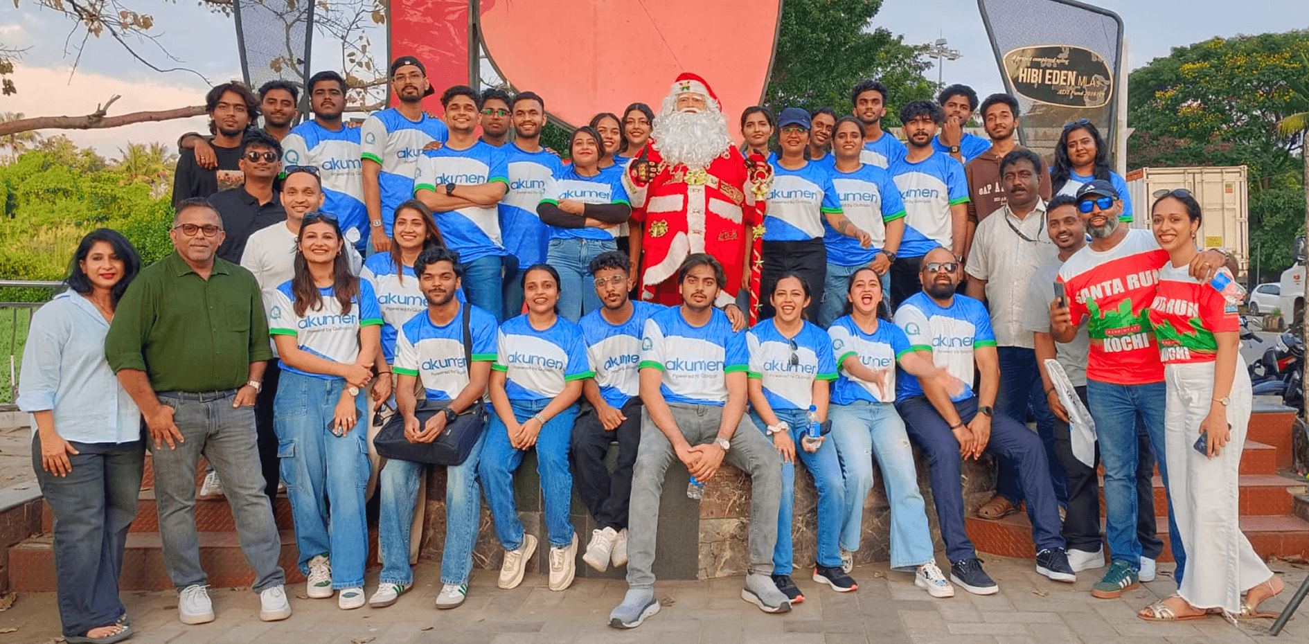 akumen partners as Title Sponsor for Santa Run Kochi 2025